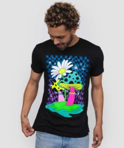 INTO THE AM Daisy Spores Tee T-Shirts & Tanks